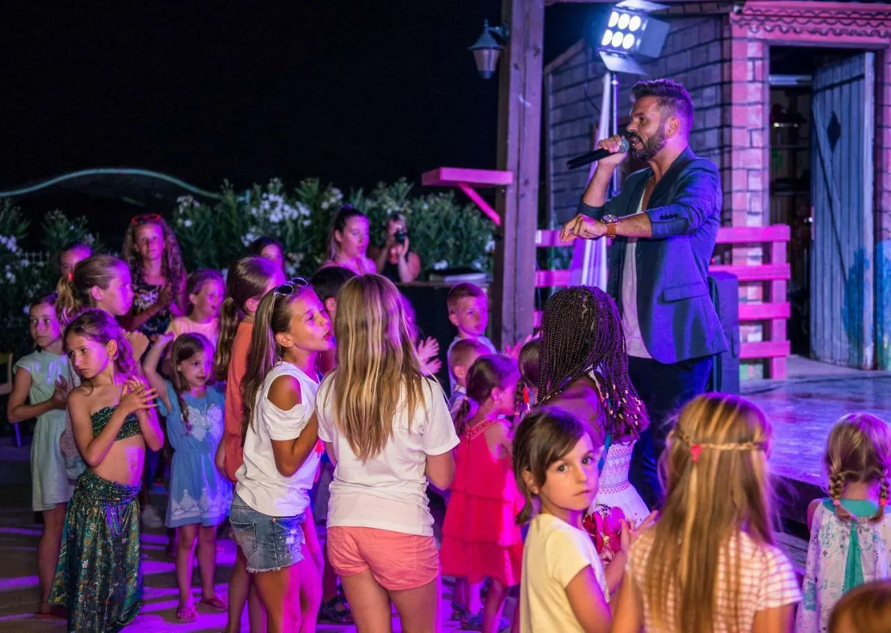 Domaine Le Clos Des Oliviers Vidauban Vakantiepark